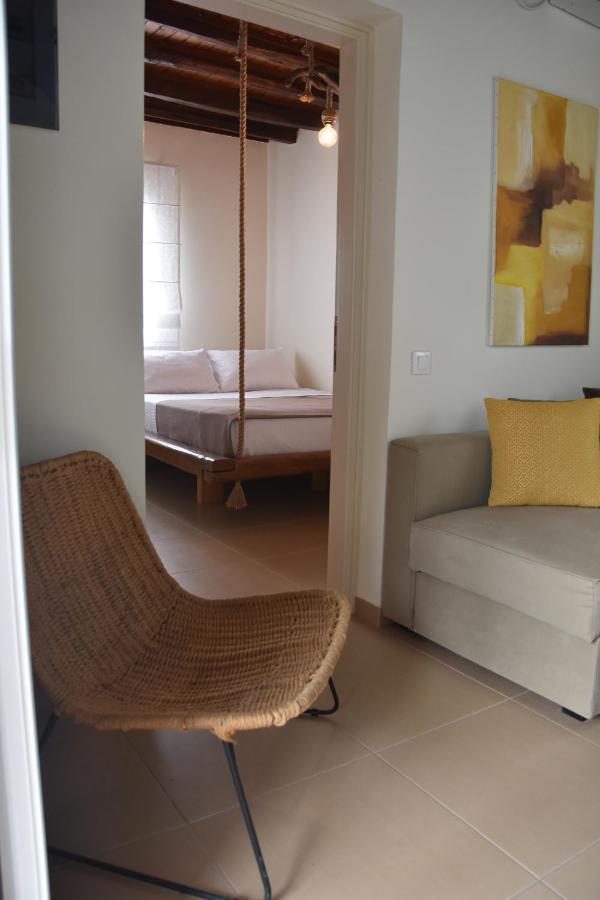 Nelleas Home Αδάμας Εξωτερικό φωτογραφία